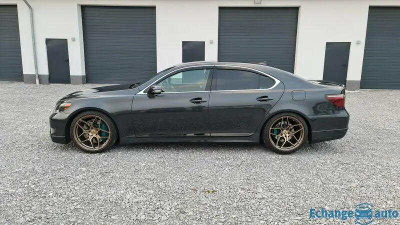 Lexus LS 460 HKS GT Supercharger