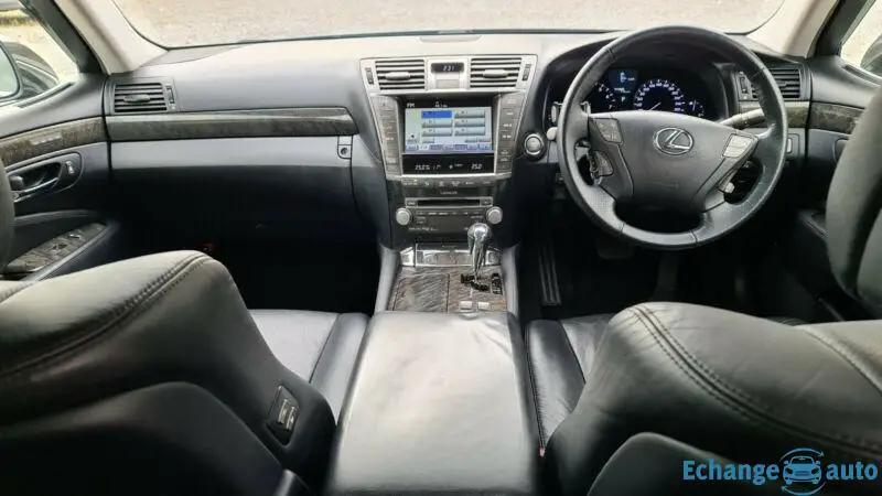 Lexus LS 460 HKS GT Supercharger