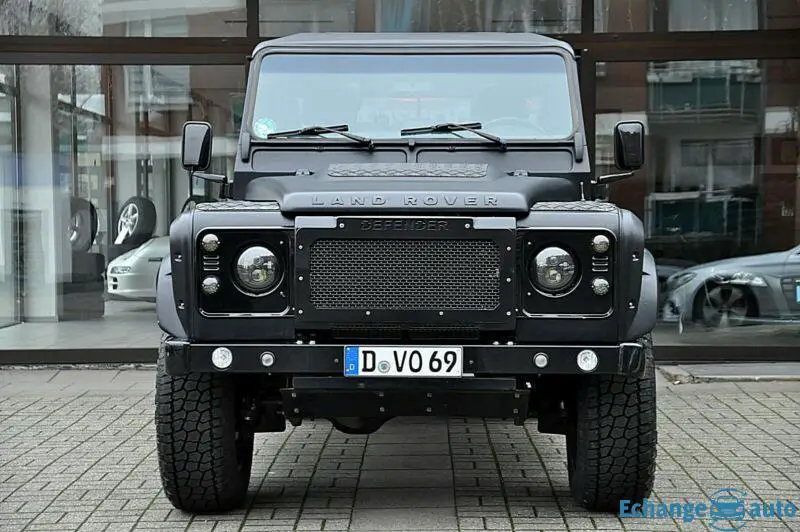 Land Rover Defender 110 PickUp KAHN-DESIGN