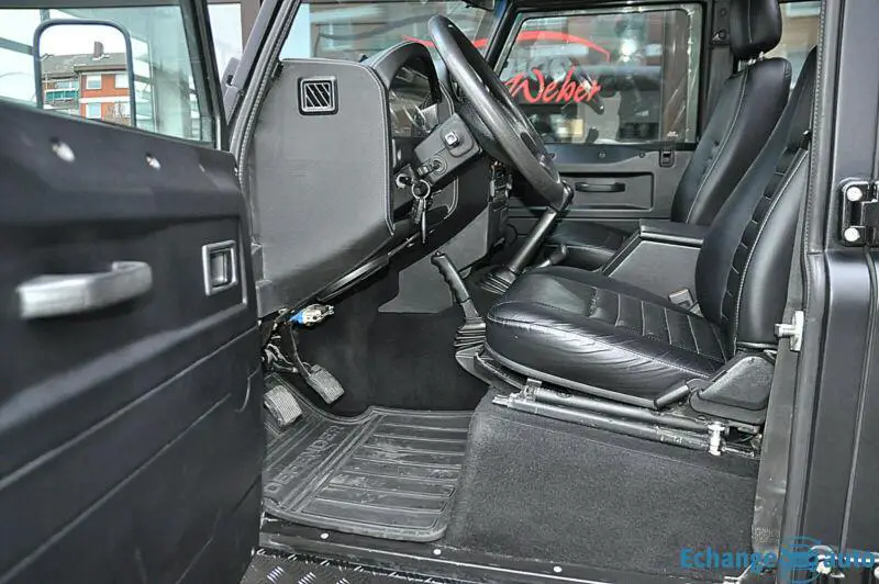 Land Rover Defender 110 PickUp KAHN-DESIGN