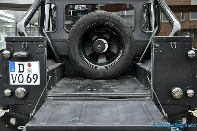 Land Rover Defender 110 PickUp KAHN-DESIGN