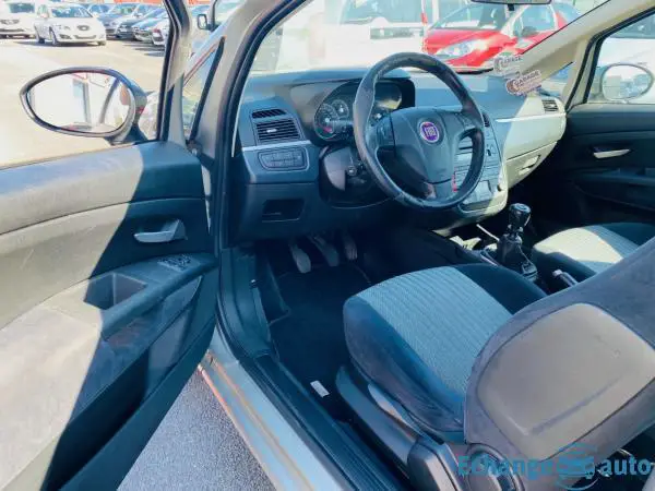 FIAT PUNTO Grande Punto 1.4 16V 95 Starjet Emotion