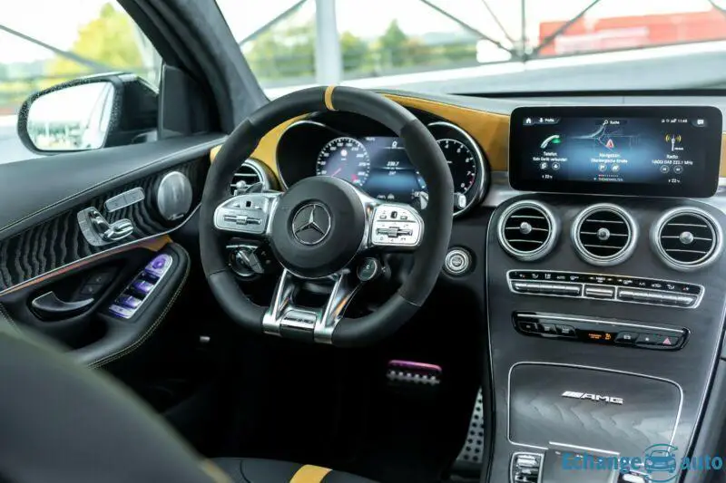 Mercedes-Benz MANHART GLR 700