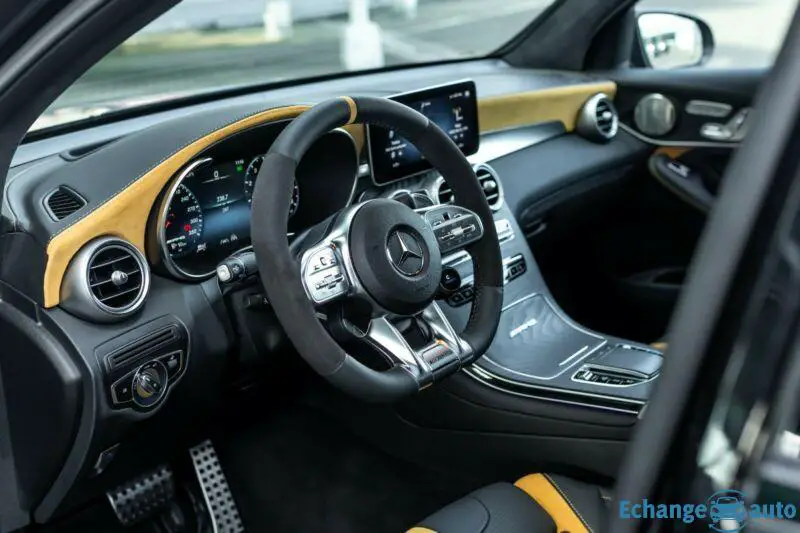 Mercedes-Benz MANHART GLR 700