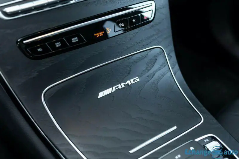 Mercedes-Benz MANHART GLR 700