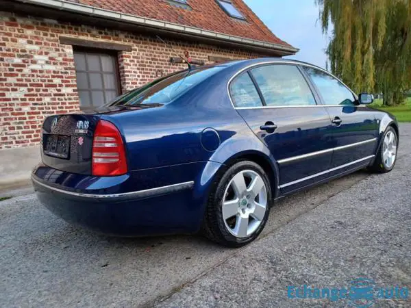 SKODA SUPERB 2.8 V6 193ch BVA/CUIRCHAUF/XENON/PDC/REGUL/COMBINEFILTE/GPS/BLTH/JA/GAR6M