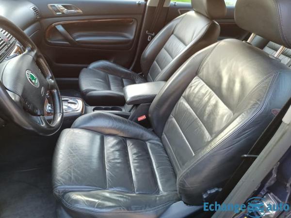 SKODA SUPERB 2.8 V6 193ch BVA/CUIRCHAUF/XENON/PDC/REGUL/COMBINEFILTE/GPS/BLTH/JA/GAR6M