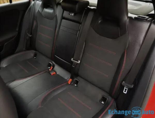 MERCEDES CLASSE A 180 d 7G-DCT AMG Line CAM/ALCANTCHAUF/PAL/CLIM/PDC/GPS/REGVIT/BLTH/JA/FULLED/1MAIN