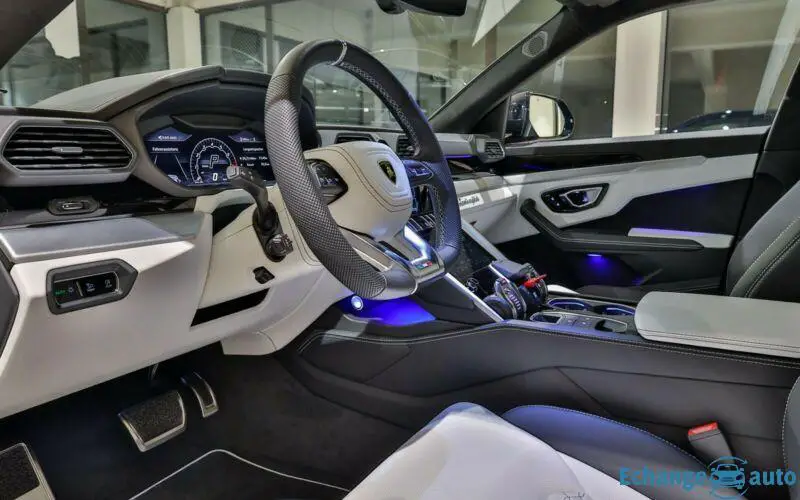 Lamborghini URUS BY NOVITEC ESTESO