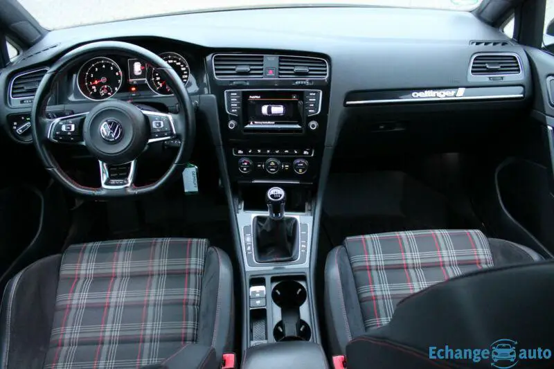 Volkswagen Golf VII GTI Performance