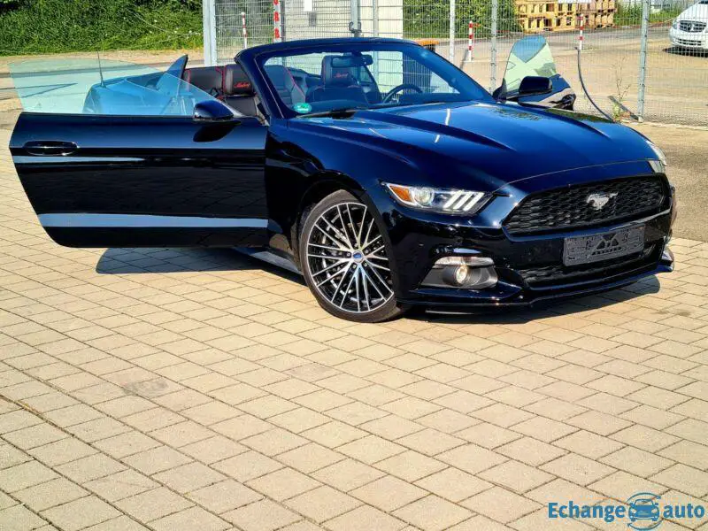 Ford Mustang V6 3.7 Premium Roush Cabrio