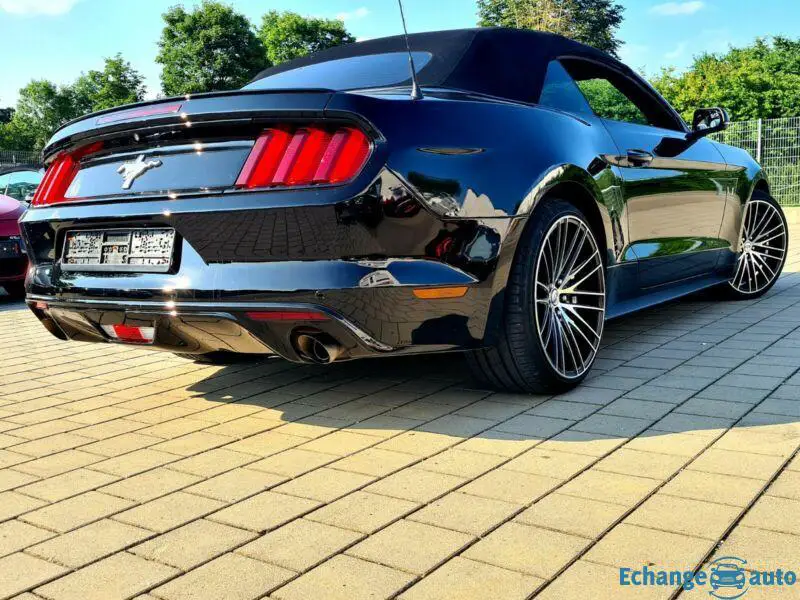 Ford Mustang V6 3.7 Premium Roush Cabrio