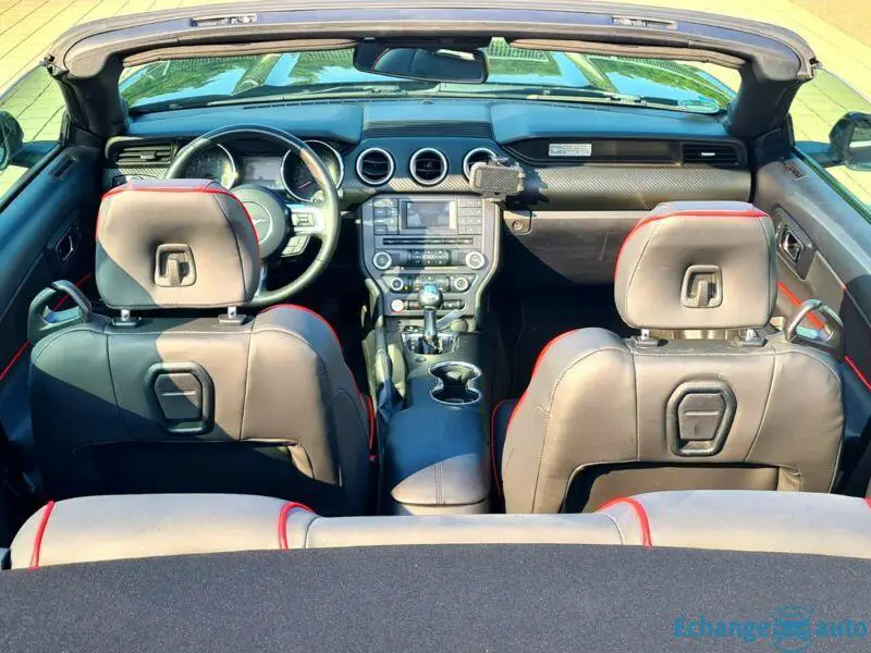 Ford Mustang V6 3.7 Premium Roush Cabrio
