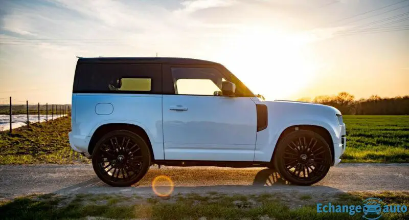 Land Rover  STARTECH Defender 90 SE