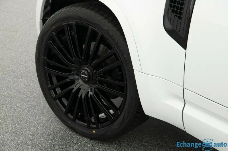 Land Rover  STARTECH Defender 90 SE