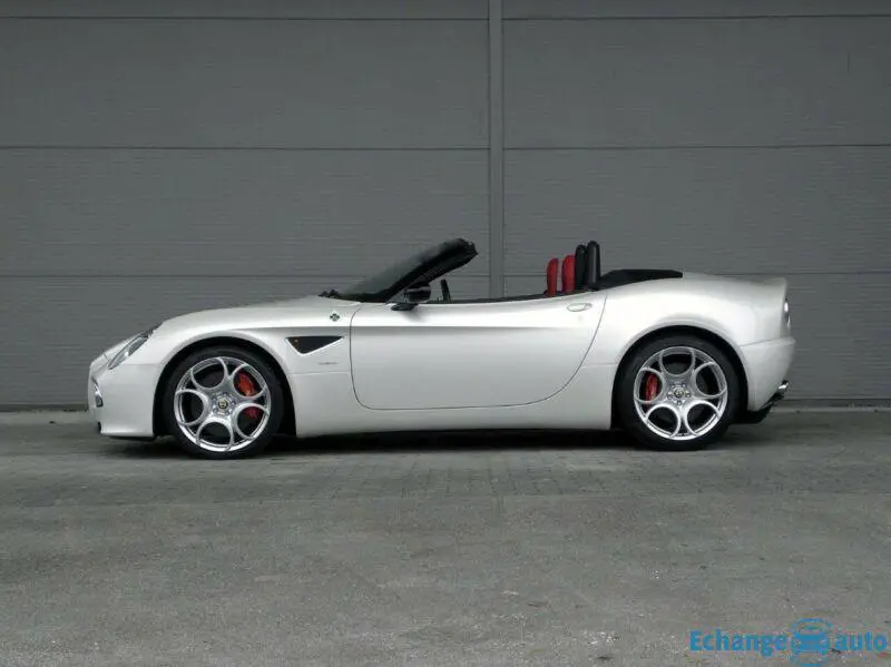 Alfa Romeo 8C Spider