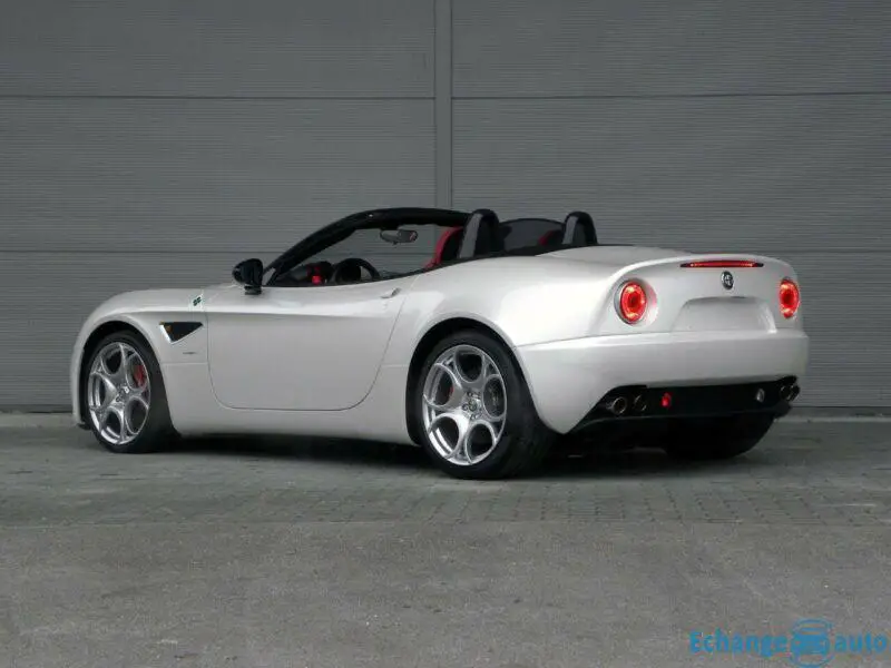 Alfa Romeo 8C Spider