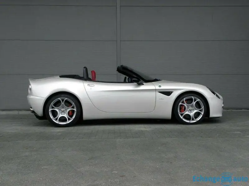 Alfa Romeo 8C Spider