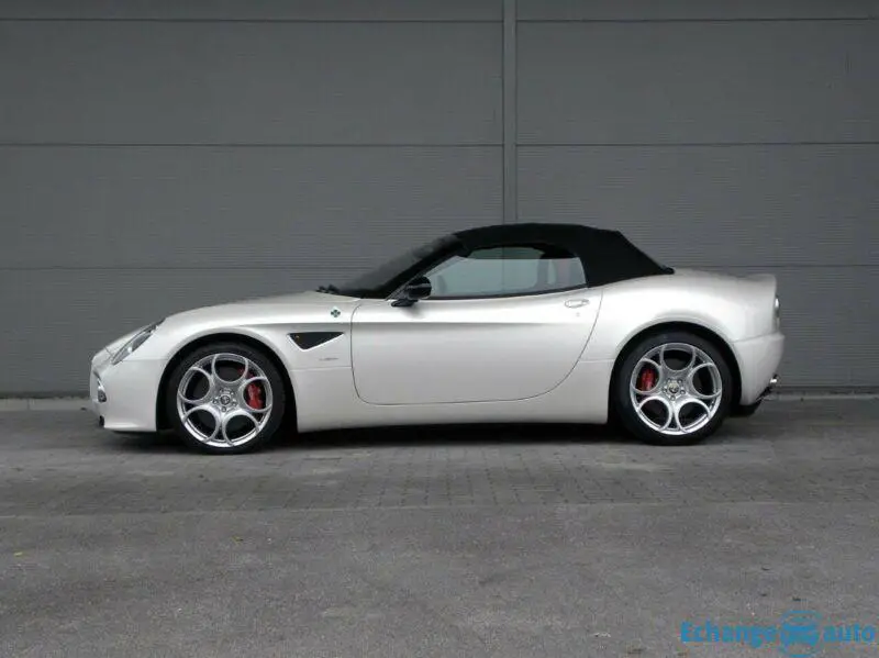 Alfa Romeo 8C Spider