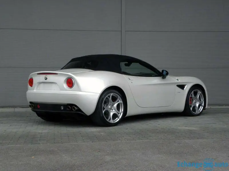 Alfa Romeo 8C Spider