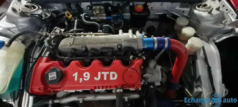 Alfa Romeo 147 1.9 JTD Cup