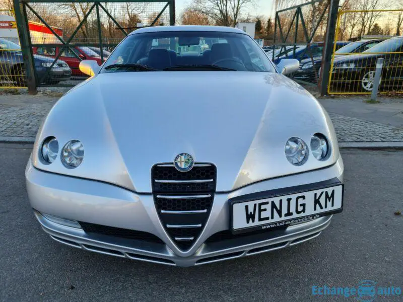 Alfa Romeo GTV Sport coupe