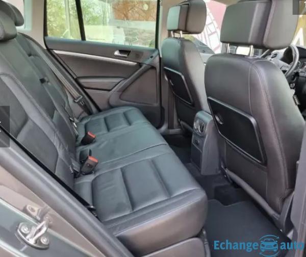 VOLKSWAGEN TIGUAN 2.0 TDI 110 CUIRCHAUFELEC/TOIPANO/CLIM/PDC/GPS/REGVIT/BLTH/JA/GAR12MOIS