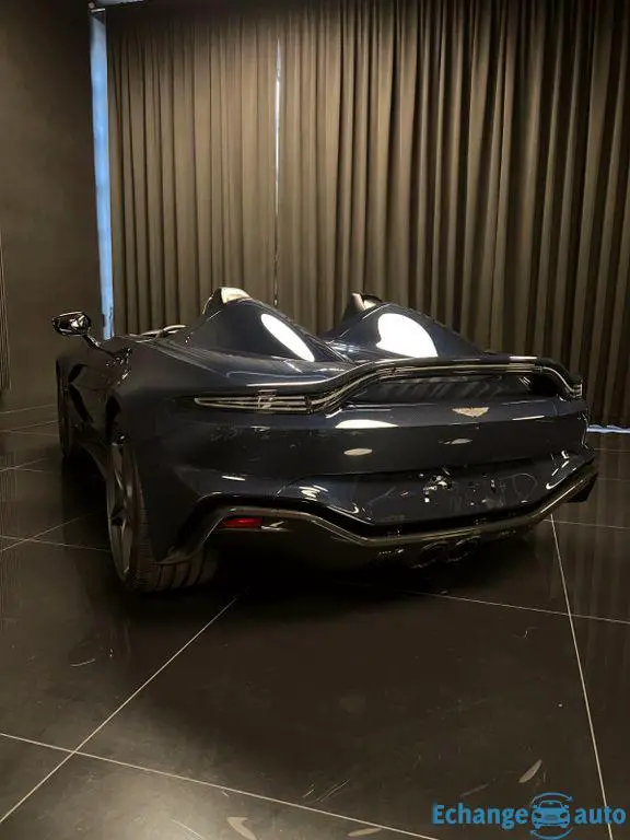 Aston Martin V12 Speedster