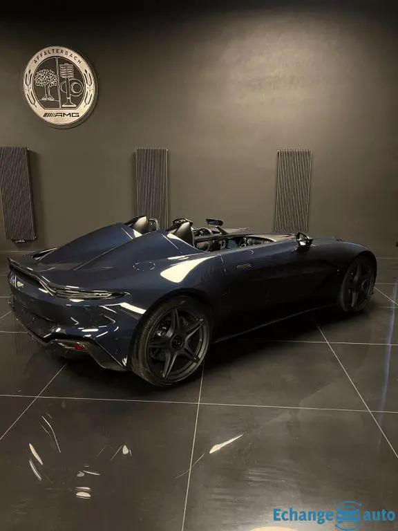 Aston Martin V12 Speedster