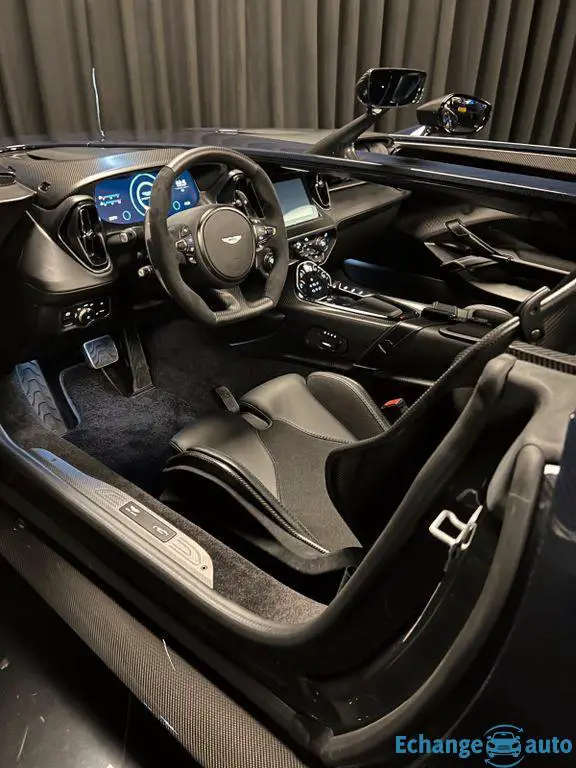 Aston Martin V12 Speedster