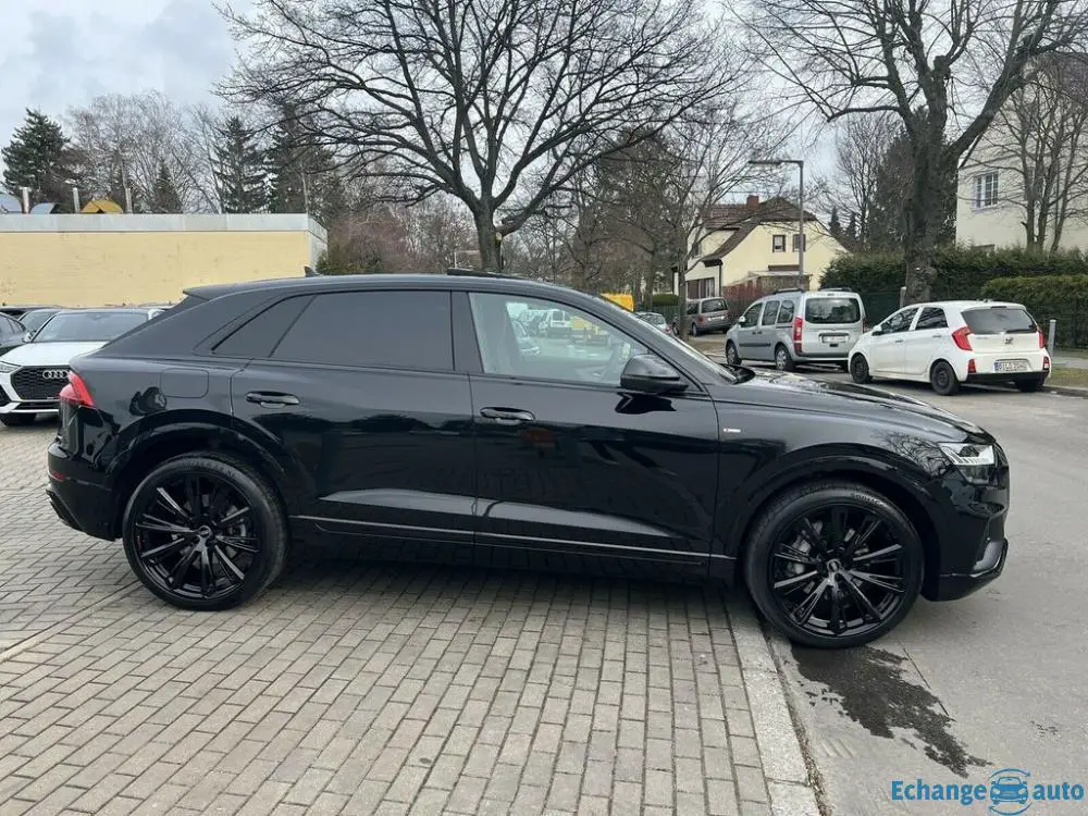 Audi Q8 50 TDI QUT S-LINE