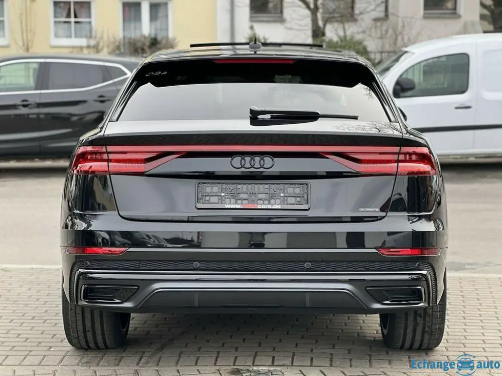 Audi Q8 50 TDI QUT S-LINE