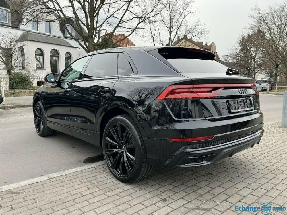 Audi Q8 50 TDI QUT S-LINE