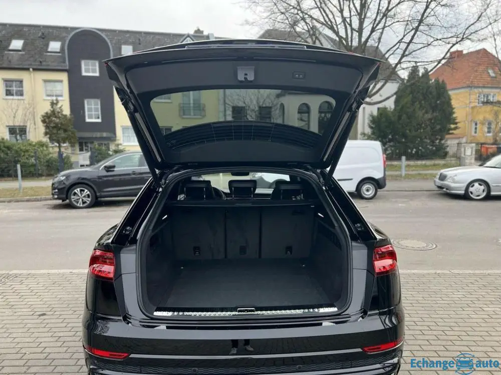 Audi Q8 50 TDI QUT S-LINE