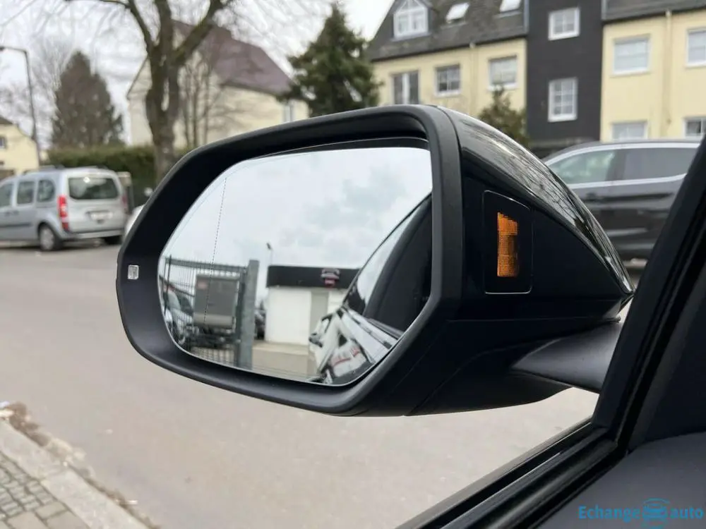 Audi Q8 50 TDI QUT S-LINE