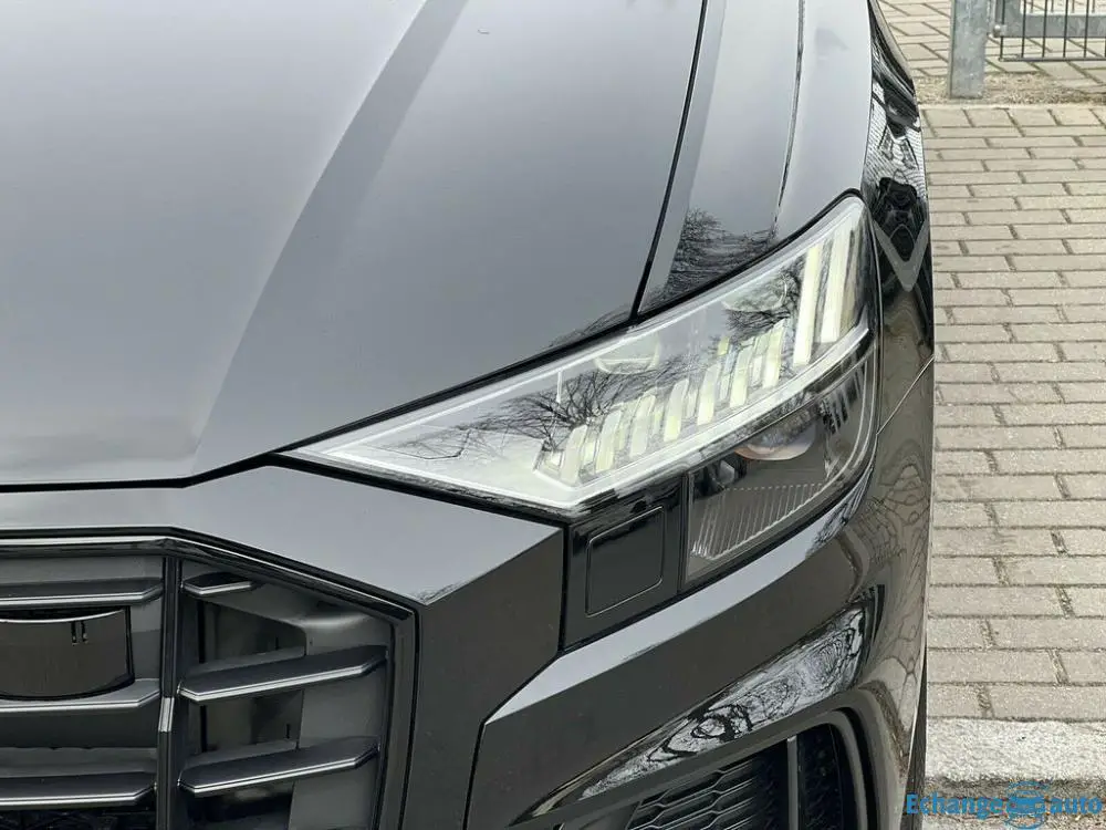 Audi Q8 50 TDI QUT S-LINE