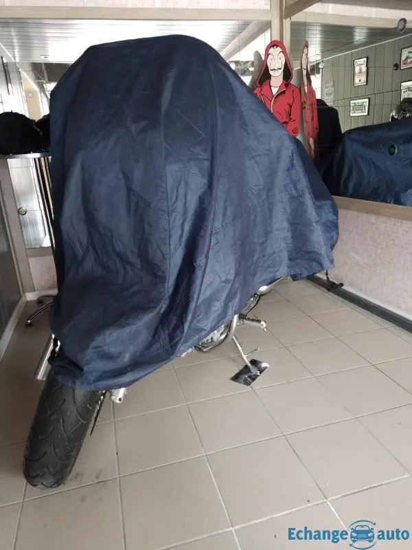 TRIUMPH ROCKET 3 ROADSTER Etat neuf