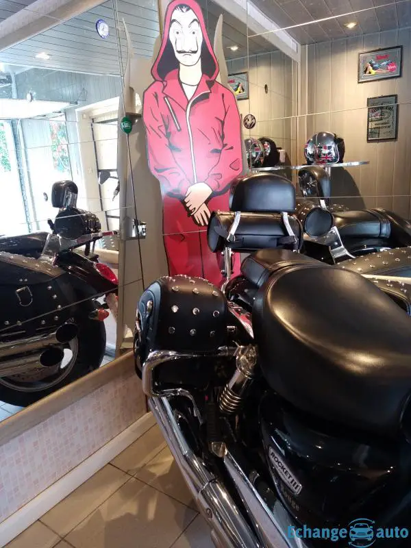 TRIUMPH ROCKET 3 ROADSTER Etat neuf