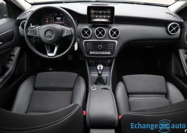 MERCEDES CLASSE A 180 d SEMICUIR/CLIM/PDC/GPS/REGVIT/BLTH/FULLED/1MAIN/GAR12MOIS
