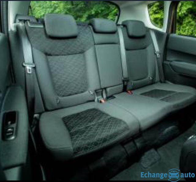 Peugeot 3008 1.6 BLUE HDI EAT 6