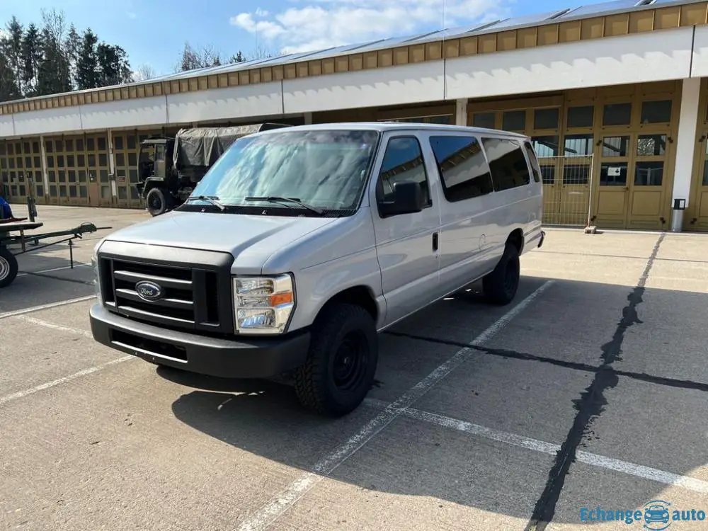 Ford  E 350 EXT 5.4 V8 TRITON 4X2 RSC SUPER