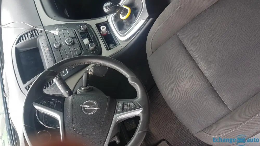 opel insigna tourer sport