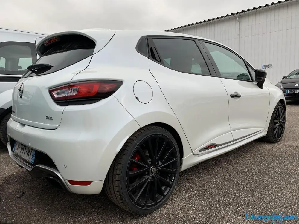 Échange clio rs
