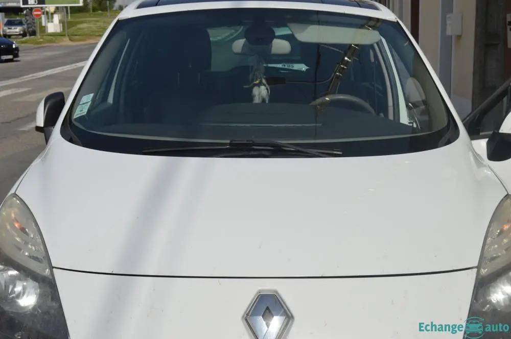 à saisir renault scénic3