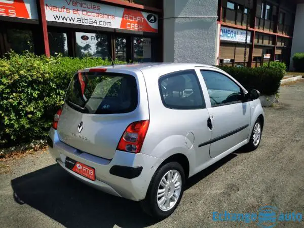 RENAULT TWINGO II 1.2 16v 75 eco2 Expression 