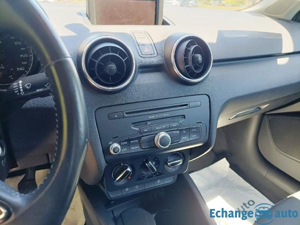 AUDI A1 1.6 TDI 105 Attraction 