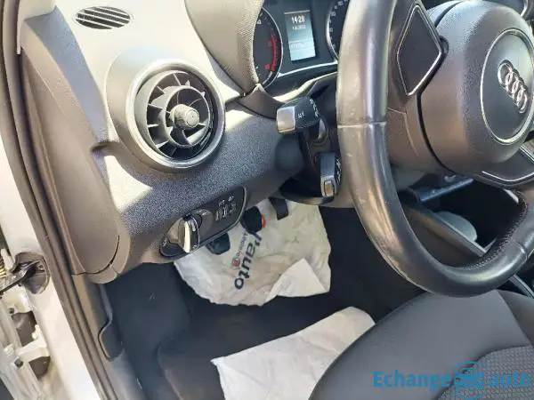 AUDI A1 1.6 TDI 105 Attraction 