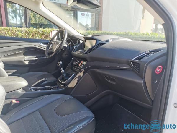 FORD KUGA 2.0 TDCi 120 SetS 4x2 Titanium 