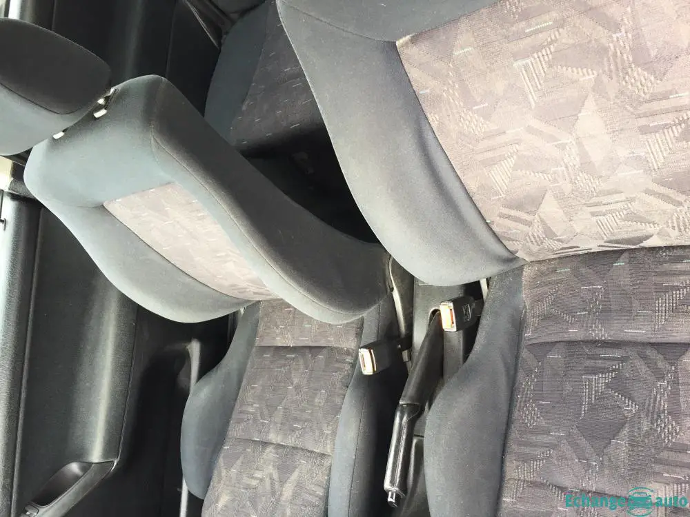 Échange ou vend golf vr6 hybride (3 portes) pour