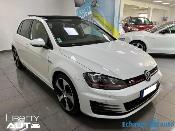 VOLKSWAGEN GOLF 2.0 TSI 220 GTI / TOIT OUVRANT